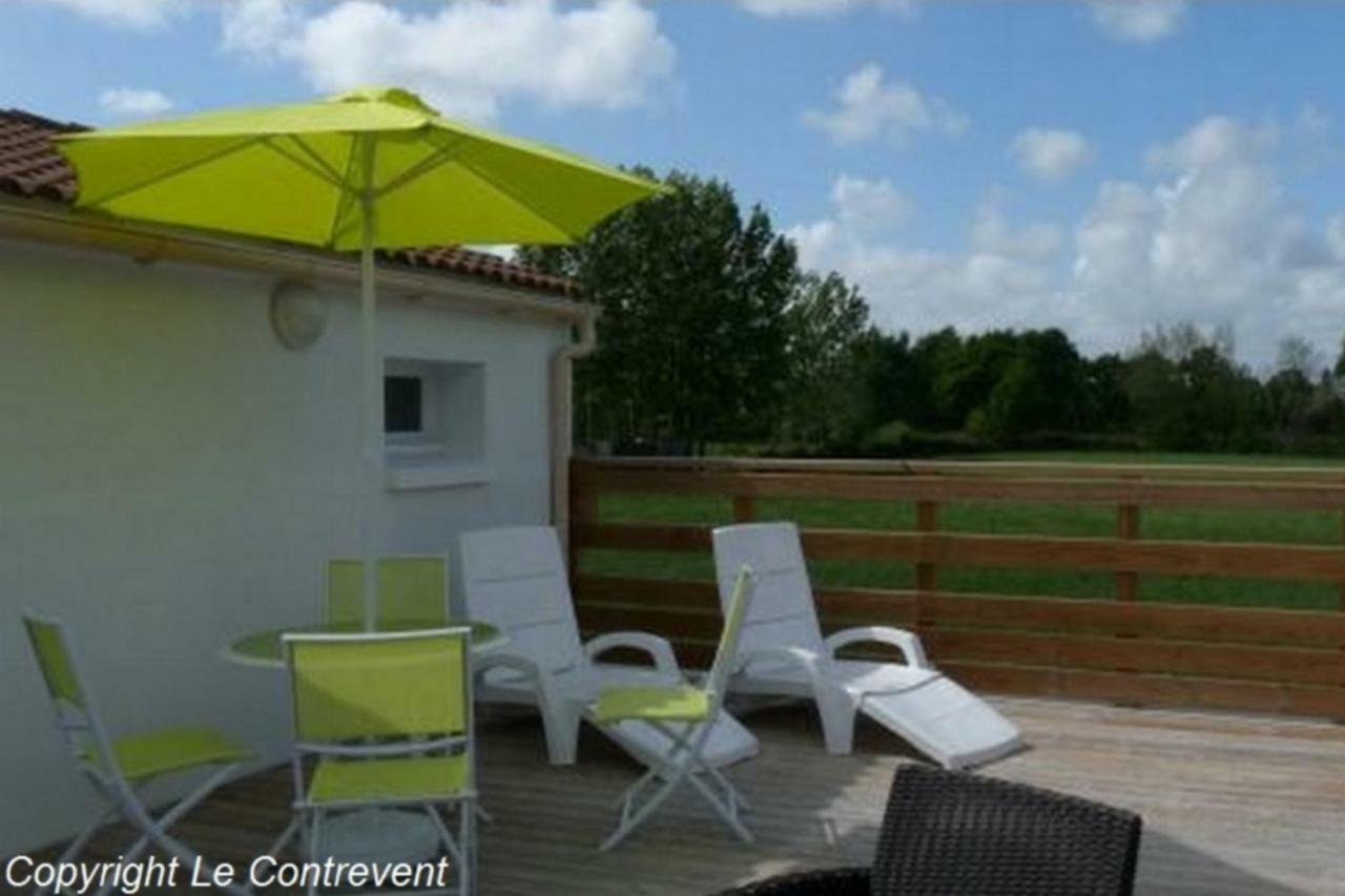Le Contrevent Villa Saint-Julien-des-Landes Exterior foto